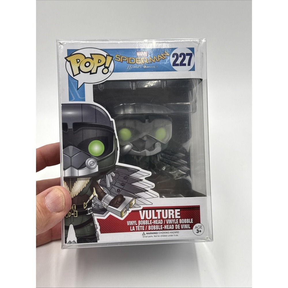 Funko Pop! Spider-man Homecoming -‎ Vulture #227 w/ New Case protector